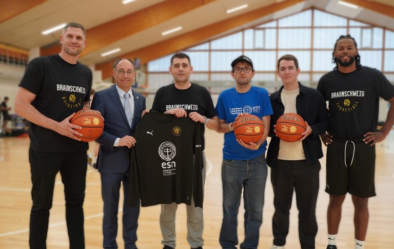 esn bleibt Top Partner – soziales Projekt steht weiterhin im Vordergrund