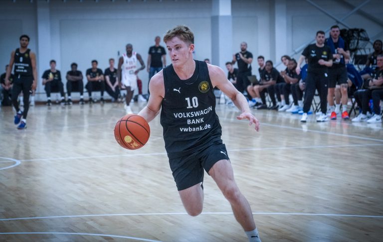 Vor dem Trainingslager noch ein Testspiel