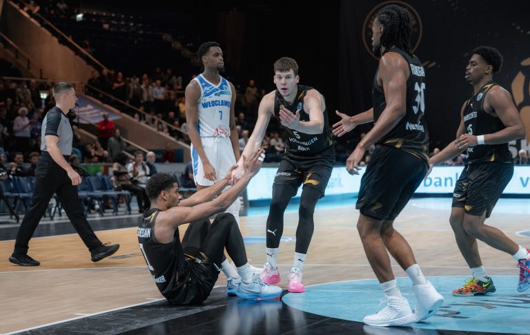 IMPRESSIONEN: Basketball Löwen vs. Anwil Wloclawek