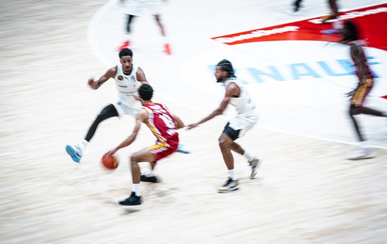 Dyn-Zusammenfassung: Fitness First Würzburg Baskets vs. Basketball Löwen