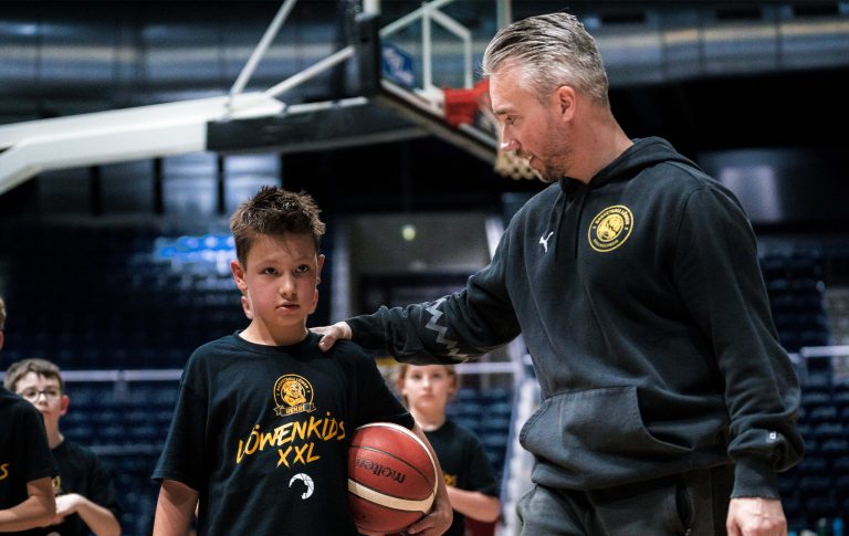 Wir suchen Trainer:innen für Schul- und Kita-AGs auf Minijob-Basis