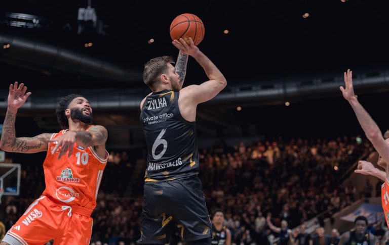 Momentum trifft Topform: Löwen reisen nach Vechta