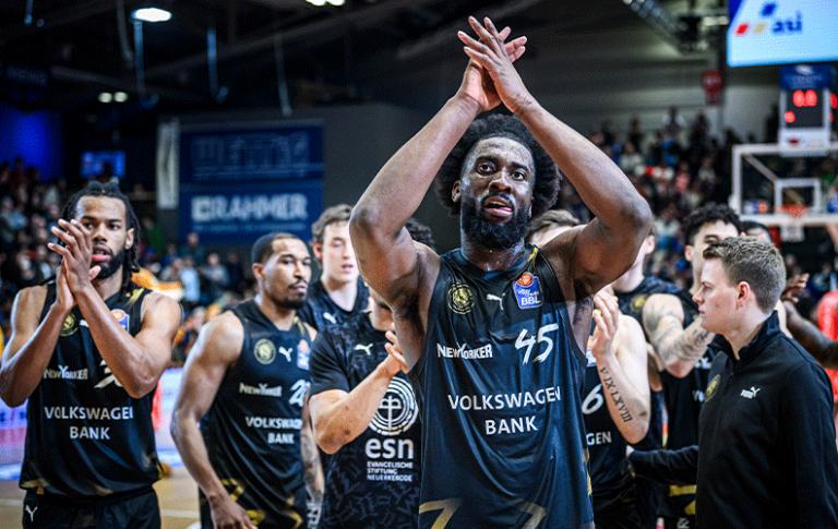 Dyn-Zusammenfassung: Science City Jena vs. Basketball Löwen