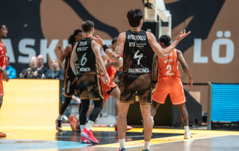 IMPRESSIONEN: Basketball Löwen vs. NINERS Chemnitz